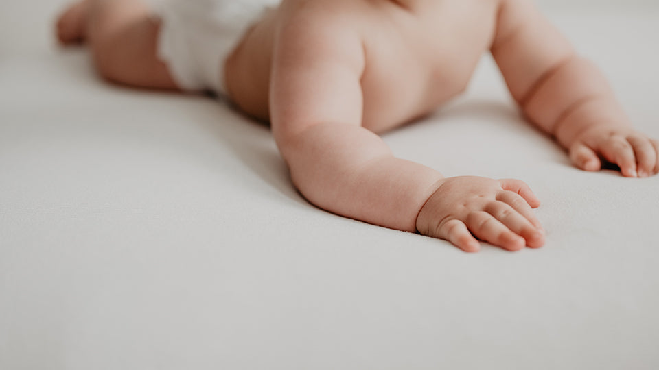 Managing Baby's Dry Skin: Causes and Moisturizing Tips